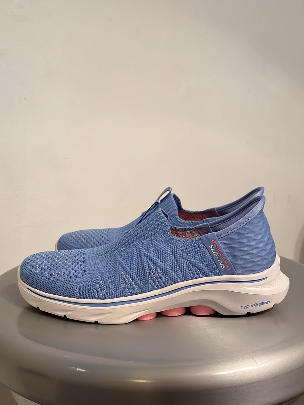 New Skechers GO WALK Slip-ins Hyper Pillars Blue Women’s Size 6